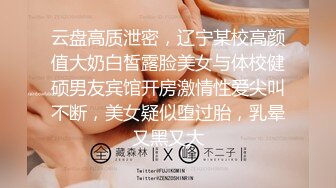 国产CD系列伪娘小薰1 很大胆的在商场女厕所对着镜子打飞机 旁边好几个还有妹子经过