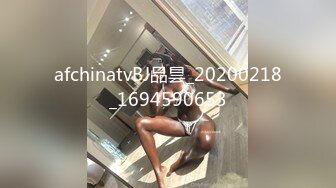  新片速递路边足疗洗浴按摩店探花老司机撩妹3个女技师忽悠 说磨蹭一下打个飞机