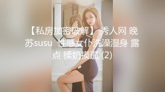 精彩野性西部人妖性感情趣服装对西部牛仔双枪对视一言不合拿出鸡巴吃硬室外疯狂操菊