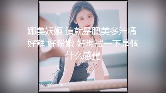 大神潜入商场女厕偷拍多位年轻美女店员 (4)