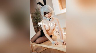 【新片速遞】 ✨【Stripchat】“哥哥，这样插好爽哦！”长得像萧亚轩的美乳女主播「bala」一字马揉奶自慰裸聊【自压水印】[1.88GB/MP4/1:02:46]