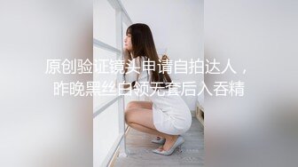 俩个纹身妖艳人妖玩弄一个骚妇玻璃钢球塞进屁眼里前面口交后面在双插操穴