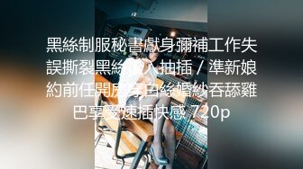 【下】小奶狗捧着哥哥的大屌吃不听 叫的好骚,自己摇屁股～