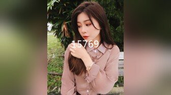 星空传媒XKVP060骚逼女儿勾引挑逗亲爸骑乘榨精