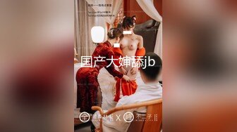 大学城附近360酒店 近视角绿色造景房偷拍学生情侣开房小哥疑似发现摄像头照样把妹子干到月事来潮